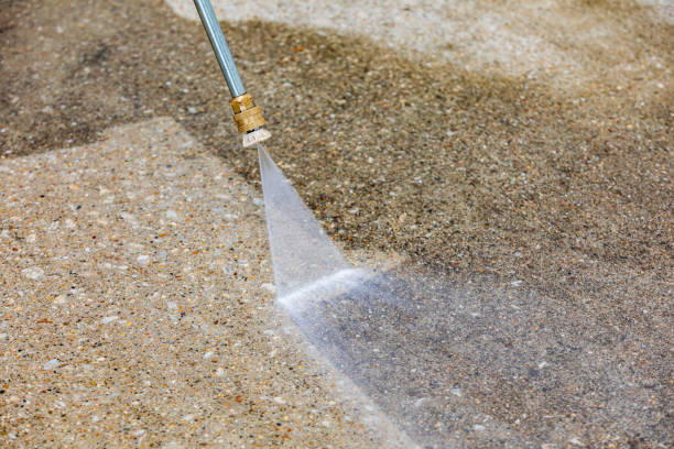 Best Sign and Awning Cleaning  in Montverde, FL